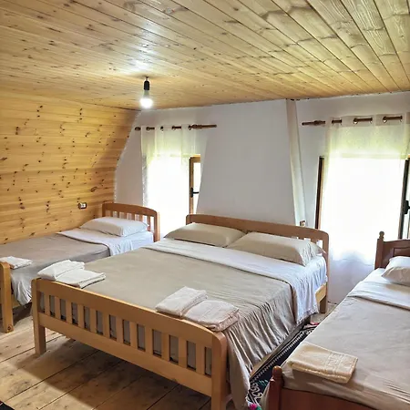Bujtina Shkambi Maison d'hôtes